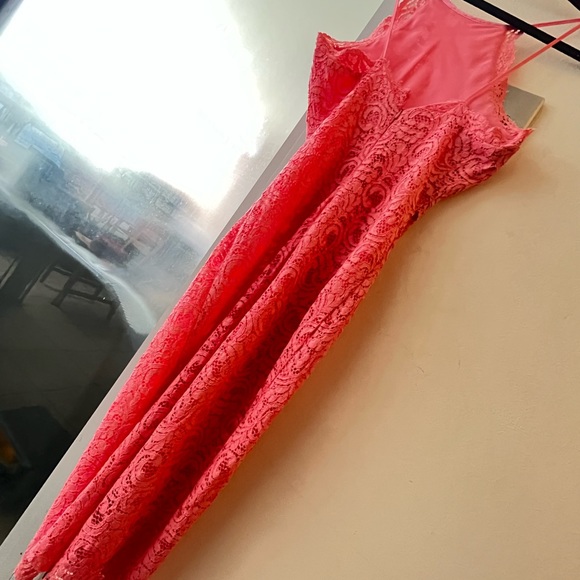 Zara dress - Picture 4 of 6